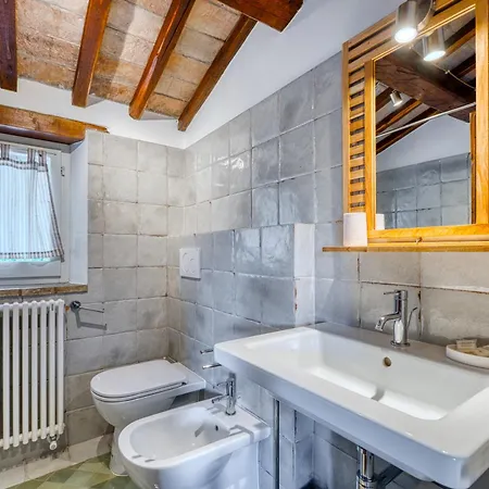 Le Sorgenti Alloggio per agriturismo